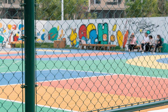 球场围网多少钱一平米？800 字精简版(图1)