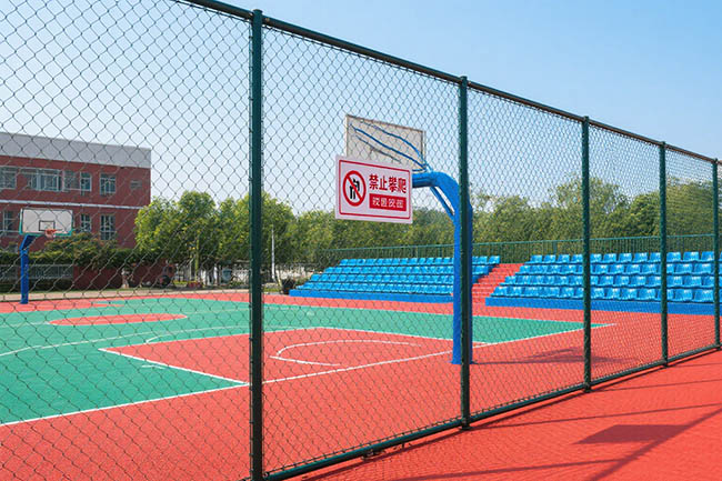 球场围网多少钱一平米？2025 价格拆解与高性价比选择(图1)