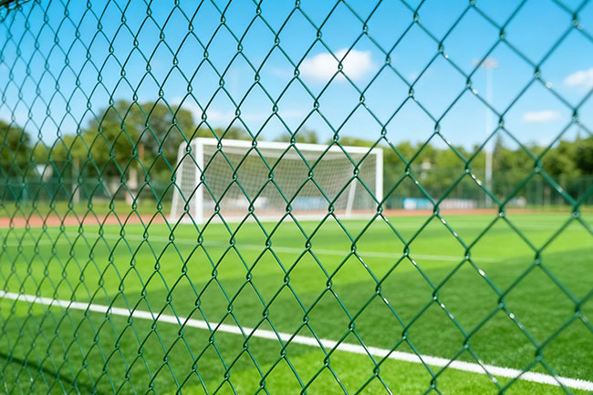 2025 年球场围网采购：看懂 3 点，少花 30% 冤枉钱(图2)
