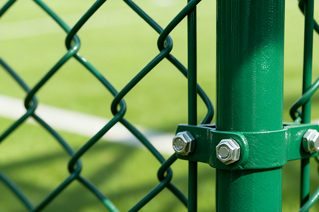 2025 社区球场围网采购实录：报价差 3 倍？3 招少花 30% 冤枉钱(图1)