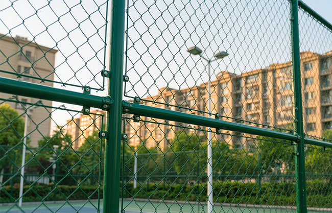 采购篮球场围网踩坑后，我在河北找到了解决方案！(图2)