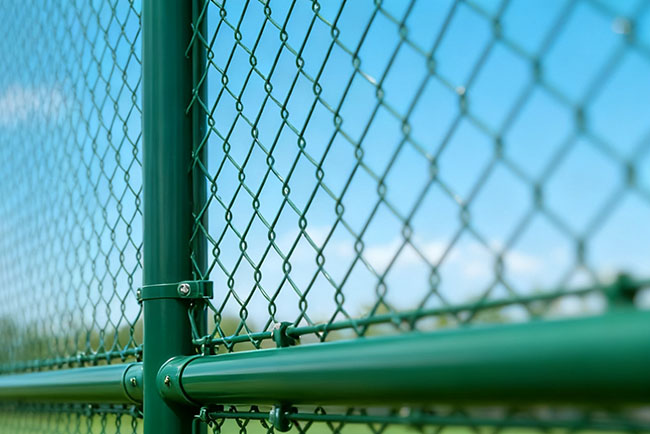 球场围网多少钱一平米？一文理清价格逻辑与选购要点(图1)