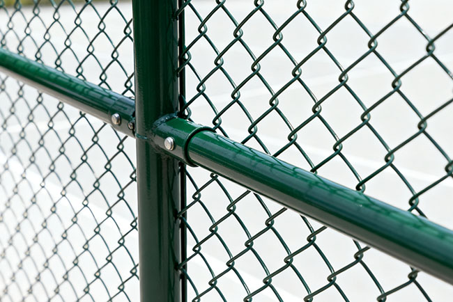 建球场别被围网 “坑”！直供厂家把出厂价拍你面前，省 15%-20% 不是事(图2)