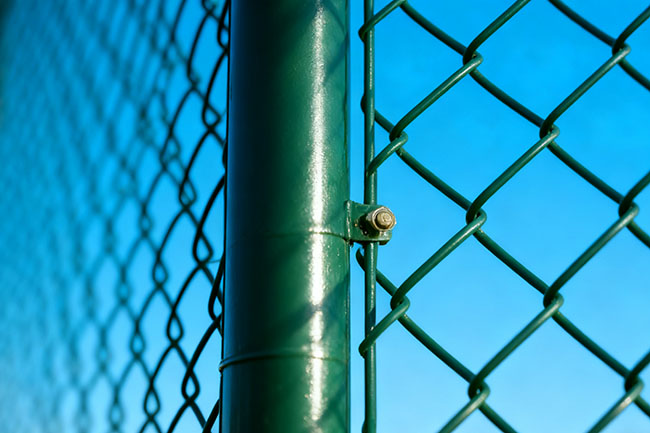 2025 球场围网价差大？从材质到安装，摸清定价逻辑不花冤枉钱(图2)