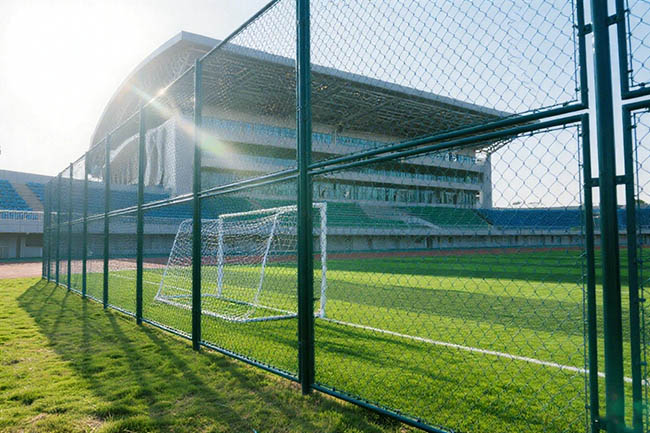 采购篮球场围网总踩坑？河北厂家这 3 步帮你选到省心款(图1)