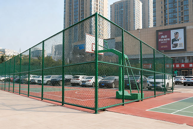 球场围网效果图